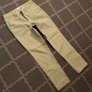 Khakis 9/10